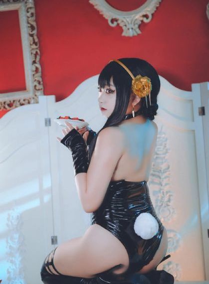 变成黑皮辣妹后朋友做了相似的梦_免费在线观看