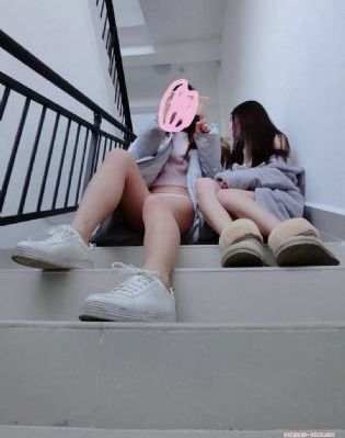 age网站_国产剧完整在线观看